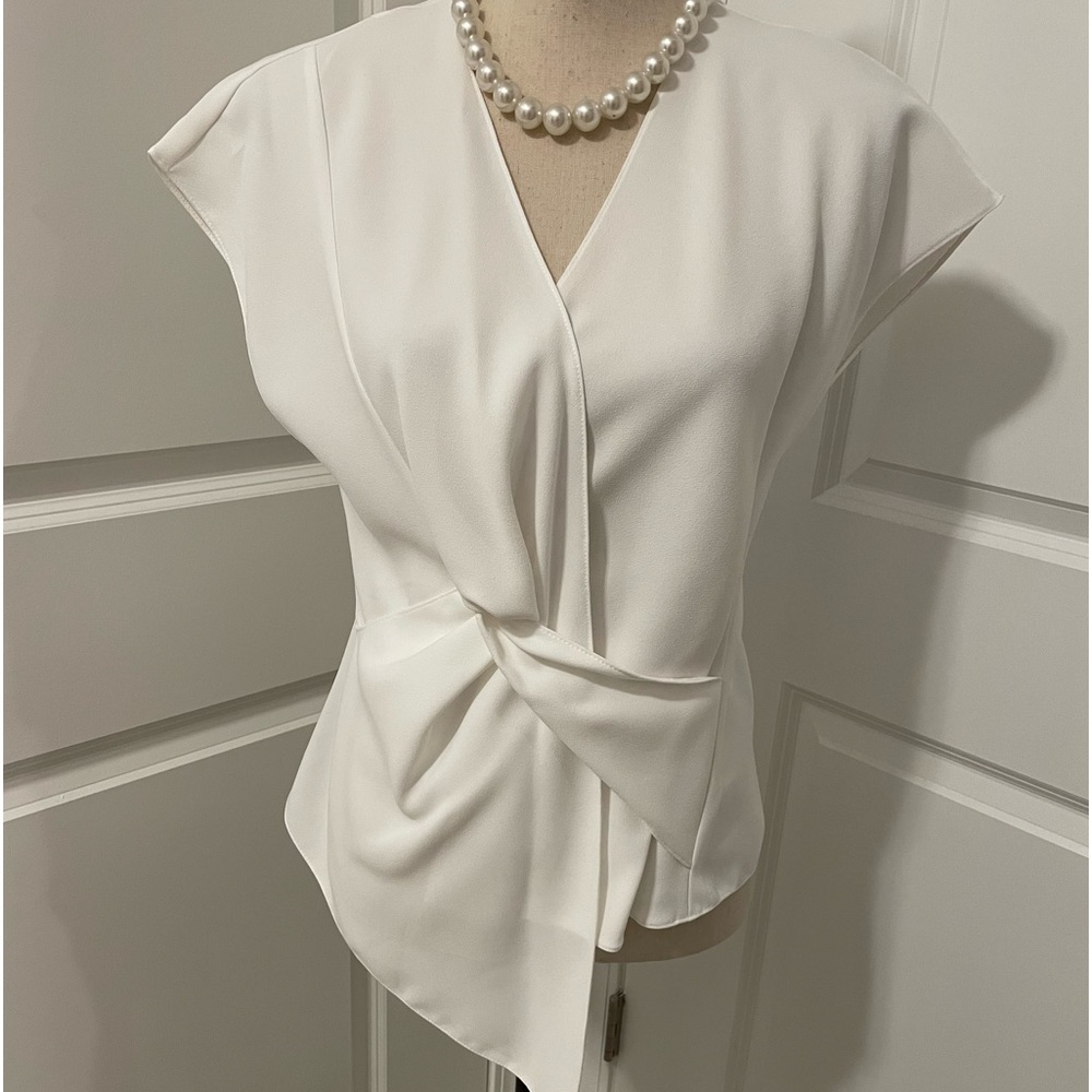 ZARA off white blouse short sleeves. Size small